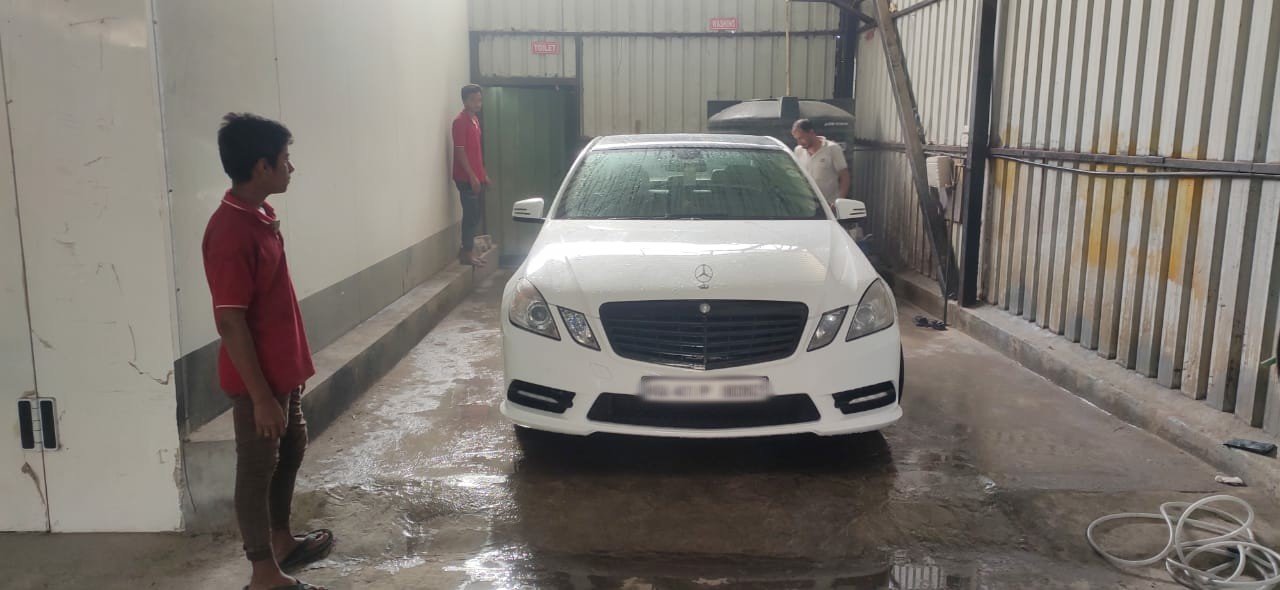 Car Service Full Body Wash